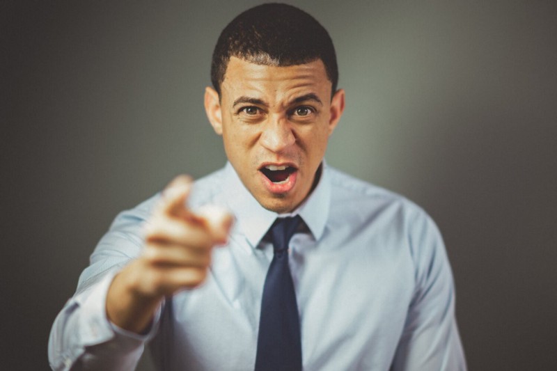 Three Ways to Manage An Angry Colleague thumbnail
